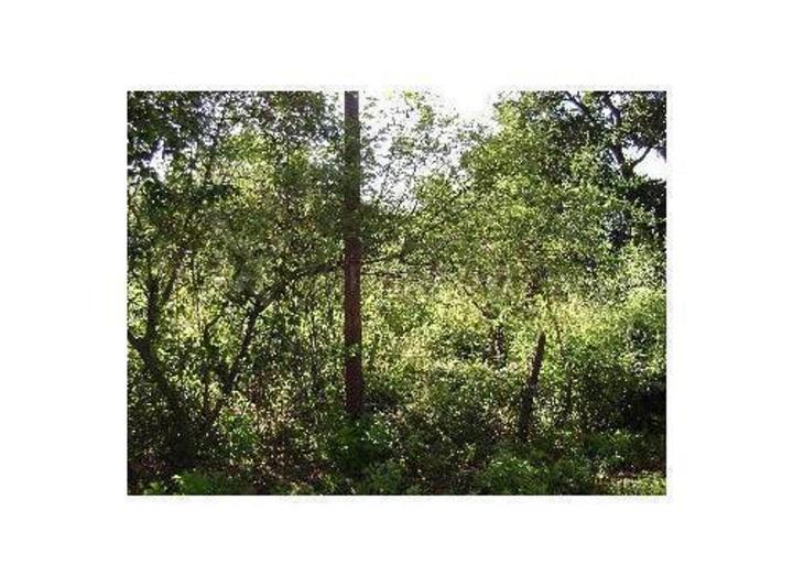 Terreno · 2500m²