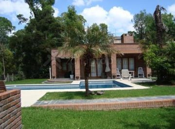 Casa de 4 ambientes, Berazategui · Casa en Country Club El Carmen