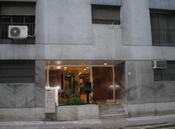 Departamento de 1 ambiente, San Telmo · 1 Amb. - con Terraza - Super Soleado - Venezuela Al 700 - San Telmo - Capital Federal