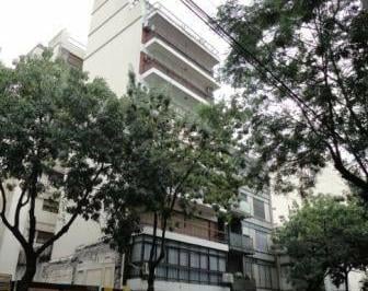 Local comercial · 100m² · Locales - a La Calle - Almagro, Capital Federal