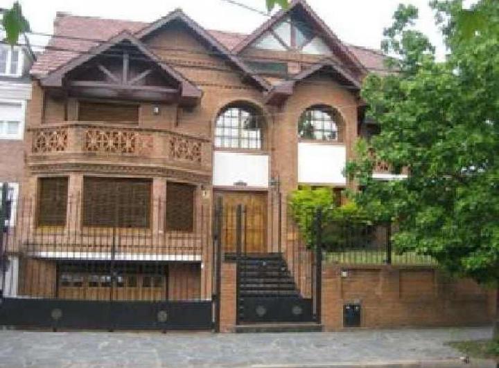 Casa · 600m² · 5 Ambientes · 1 Cochera