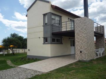 Casa de 3 ambientes, Villa Merlo · Complejo Casanovas - 4 Cabañas - Piscina - Categoría