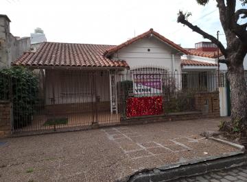 Casa de 3 ambientes, Lomas de Zamora · ! Oportunidad Valentín Vergara 1800 - Banfield - Nuevo Valor