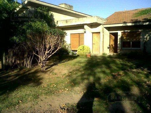Casa · 180m² · 3 Dormitorios