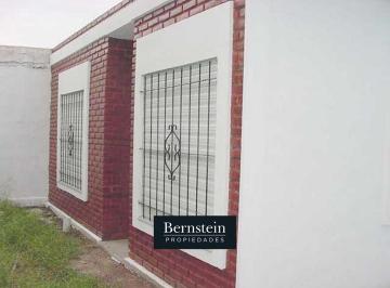Casa · 205m² · 5 Ambientes · 1 Cochera · Propiedad en Venta: Lote 307 M²: Apto 2 Flias