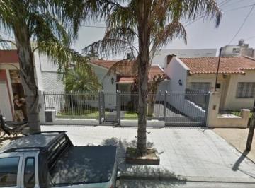 FAU-FAU-330_2 · Casa 4 Ambientes. | Olavarria 4531