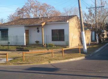INB-INB-1328_2 · Casa 2 Dorm.. | Calle