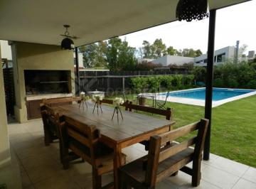 Casa de 5 ambientes, San Fernando · Navidad Año Nuevo + Enero 2027 Alquiler Temporario