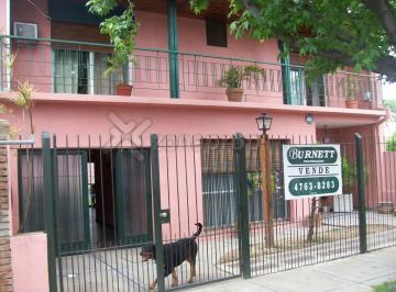Casa · 160m² · 1 Ambiente · 2 Cocheras · Los Fortines 800 - Villa Adelina - San Isidro