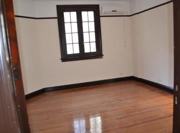 Oficina comercial de 5 ambientes, Centro / Microcentro · Rivadavia 700 - Excelente Oficina! Muy Luminoso