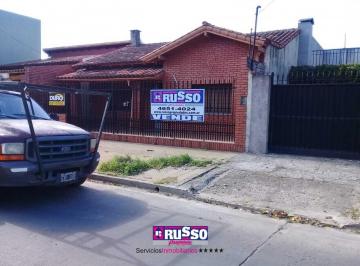 RUS-RUS-3663_2 · Venta Casa 4 Ambientes Isidro Casanova