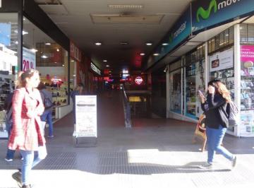 Depósito de 5 ambientes, Belgrano · Local 200 m, Cabildo y Juramento - Galería Los Andes