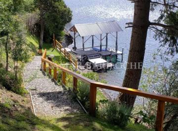 Casa · 111m² · 5 Ambientes · 1 Cochera · 937 - Casa en Alquiler Costa de Lago y Muelle Propio. Cap 7 Pers - Bariloche