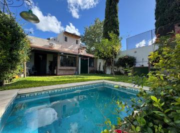 PH de 4 ambientes, Villa del Parque · Unico! Jardin, Pileta, Parrilla. Impecable! Conocelo!