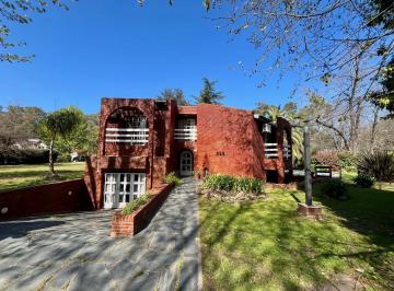 Casa de 7 ambientes, Presidente Perón · Country El Paraiso / Hermoso Chalet de 7 Amb