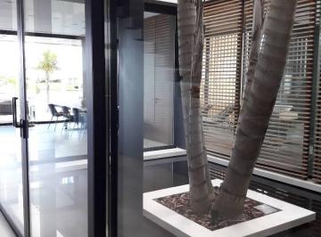 Casa de 10 ambientes, Tigre · Casa con Domotica Al Rio con Muelle
