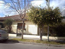 Casa · 125m² · 6 Ambientes · Excelente Chalet a 6 Cuadras de Estacion Adrogue