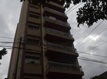 Departamento de 4 ambientes, Liniers · Piso en Venta con Renta. 4 Ambientes con 2 Cocheras.