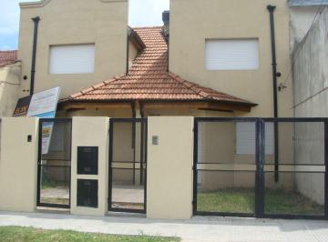 Casa de 3 ambientes, Lomas de Zamora · Llavallol Mercedes 100 Excelente Duplex de 3 Amb con Cochera y Fdo Lib