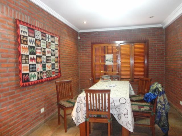 Casa · 623m² · 3 Dormitorios