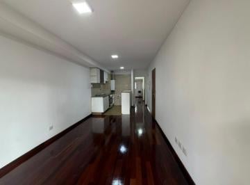 Imagen 1 - Departamento de 1 dormitorio con balcón y amenities en zona centro, con ventilación cruzada. - · Departamento de 1 Dormitorio con Balcón y Amenities en Zona Centro, con Ventilación Cruzada.