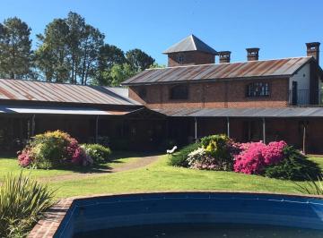 Campo de 10 ambientes, Gualeguaychú · Gualeguaychu Dueño Excelente Casa de Campo y 14 Htas Oportunidad!