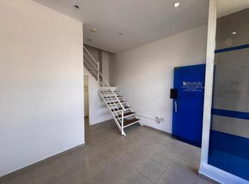 Local comercial · 30m² · Locales - a La Calle - Centro, Resistencia