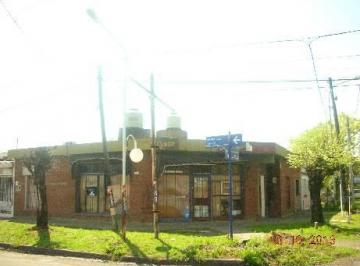 Casa de 4 ambientes, Morón · Casa PH en Venta Cond en Castelar Norte