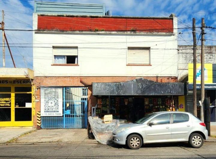 Local comercial · 500m² · 7 Ambientes · 1 Cochera
