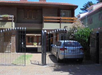 DIT-DIT-4232_2 · Amplio y Como Duplex con 3 Dorm. a 2 Cuadras del Mar