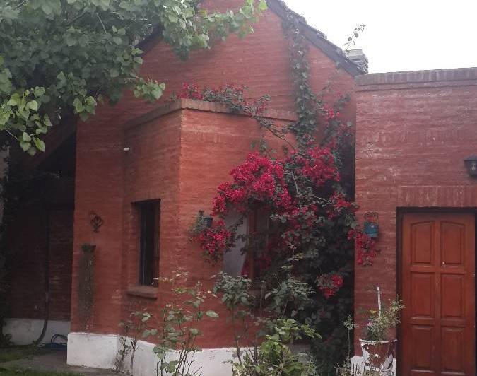 Quinta vacacional · 250m² · 6 Ambientes · 3 Cocheras