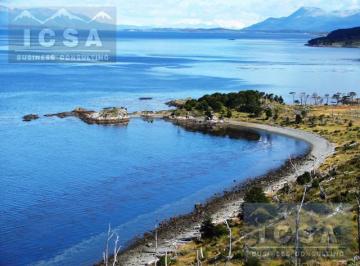 Campo · 10000000ha · 1000 Has en El Fin del Mundo, con 4 Km de Costa Sobre El Canal de Beagle