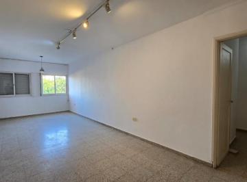 Departamento · 110m² · 5 Ambientes · 1 Cochera · Departamento 4 Dorm. - Centro, Resistencia