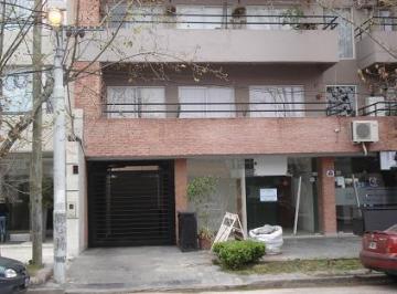 Garage · 12m² · 1 Cochera · Cochera Centrica Frente a La Estacion en Edificio de Terrazas de Adrogue