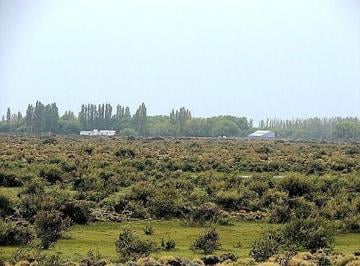 Campo · 75840000m² · Inmobiliaria Comodoro - 13.000 Has Sobre El Río Senguer