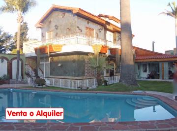 Casa de 6 ambientes, La Matanza · V378 Ramos Mejia Venta Explendido Chalet 6 Amb. Fondo, Piscina, Jardin