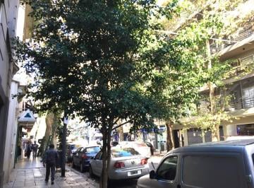 Departamento de 2 ambientes, Palermo · Depto de Dos Ambientes en Palermo! Excelente Ubicación a m de Plaza Italia.