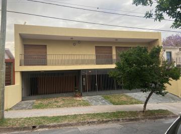 Casa de 4 ambientes, Córdoba · Vendo Casa 4dorm Parque Velez Sarsfield 420 m² Cubiertos