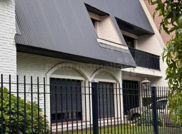 MRE-MRE-312_2 · Importante Casa en Venta Chascomus a 1 Cuadra de La Laguna
