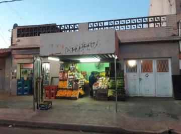 Casa de 3 ambientes, Morón · Casa en Venta en Moron Sur
