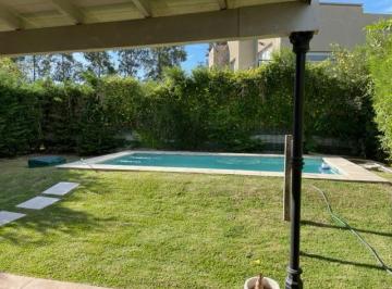 Casa de 3 ambientes, Tigre · Muy Linda Casa Sobre Lote Interno en San Isidro Labrador
