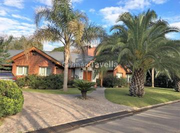 TAV-TAV-5975_2 · Venta de Chalet 4 Amb. Pileta en Barrio Privado Casco Leloir