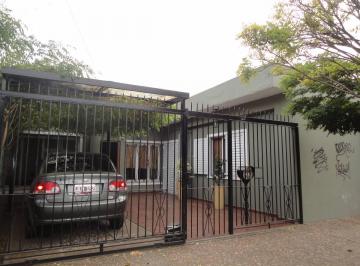 Casa de 4 ambientes, Lomas de Zamora · Triunvirato 1268 Impecable Casa Americana S/lote de 8.66x40 m.