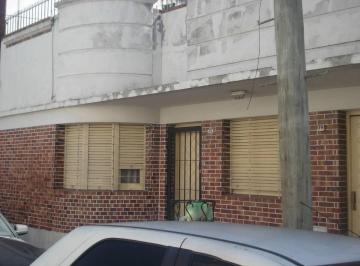 PH de 3 ambientes, Avellaneda · Tipo Casa Al Frente