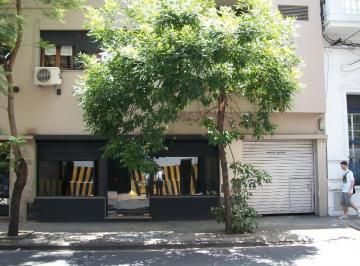 Local comercial · 412m² · 7 Cocheras · Excelente Local con Galpon