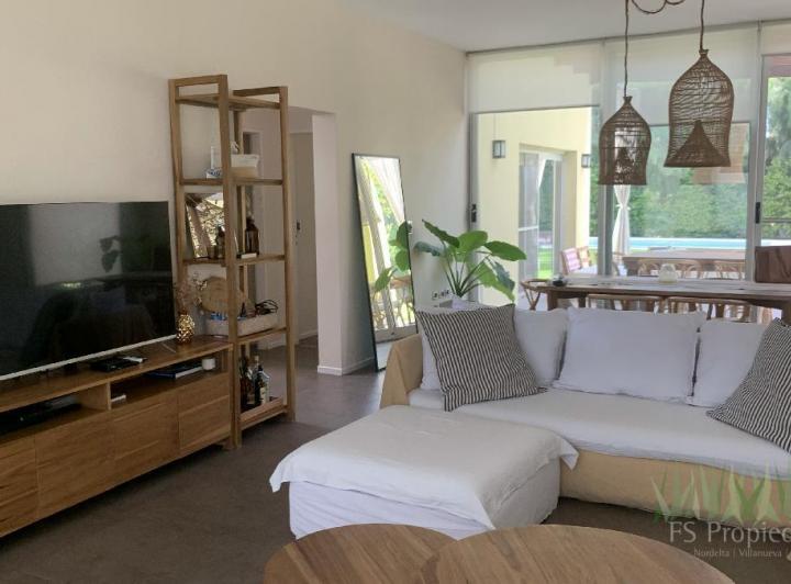 Casa · 200m² · 5 Ambientes · 1 Cochera