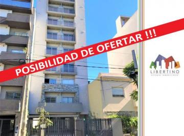 Departamento de 1 ambiente, Morón · Monoambiente con Cochera Apto Profesional Zona Centrica // 2da Rivadavia 15735
