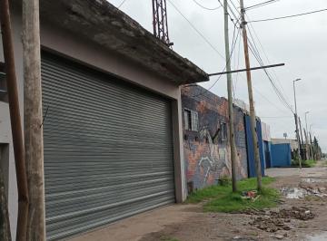 Bodega-Galpón , Almirante Brown · Venta de Galpon en Burzaco: Sobre Av Monteverde
