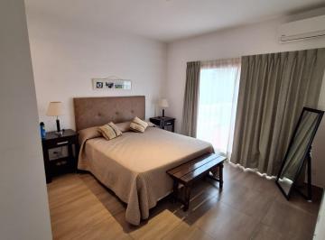 Casa de 6 ambientes, Pilar · Excelente Propiedad en Venta