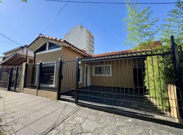 YAR-YAR-13832_2 · Casa 3 Ambientes. | Fischetti 5075